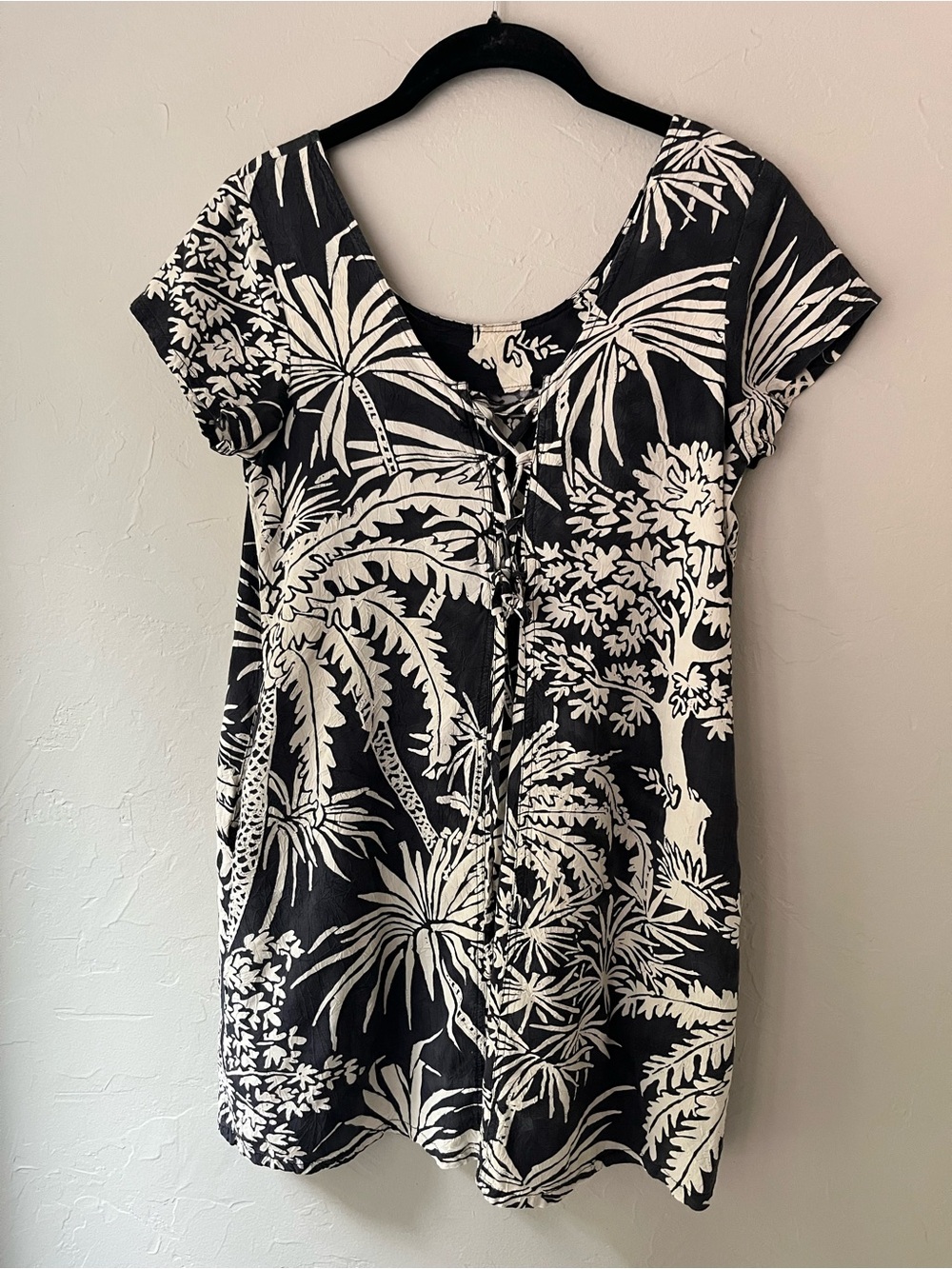 VINTAGE JAMS WORLD SHIFT DRESS IN TROPICAL PRINT BLACK IVORY S - Picture 2 of 5